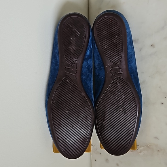 ROGER VIVIER:  Royal Blue Gommette silky soft suede ballet flats - Picture 7 of 7